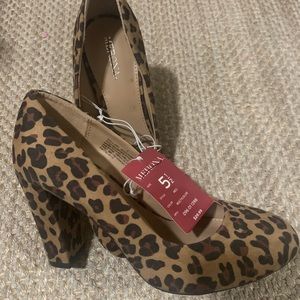 leopard heels
